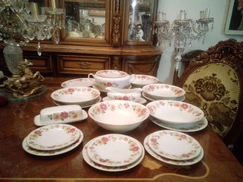 Продам японский столовый сервиз Продам японский столовый сервиз