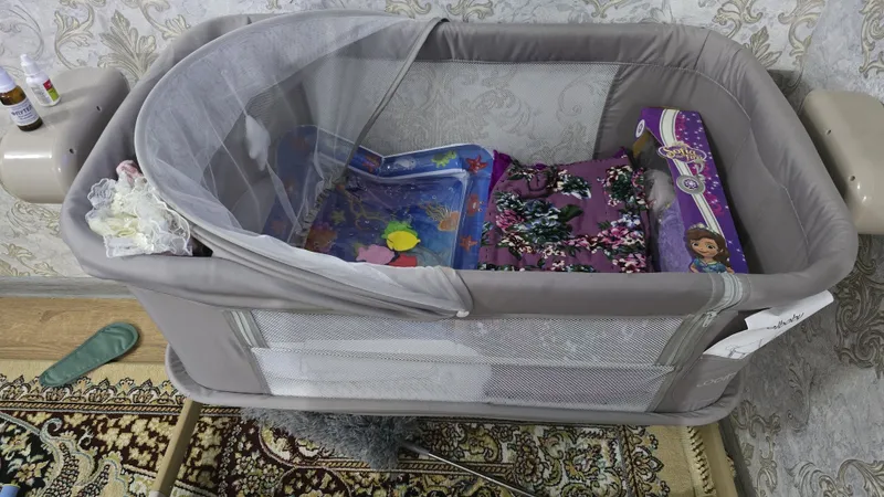 Bolalar karavati ekektroniy hayshi ishledi hamma narsasi joyda plutlar — фото 2