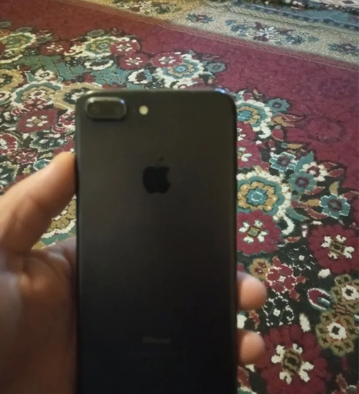 I phone plus 128 gb 2 I phone plus 128 gb 2