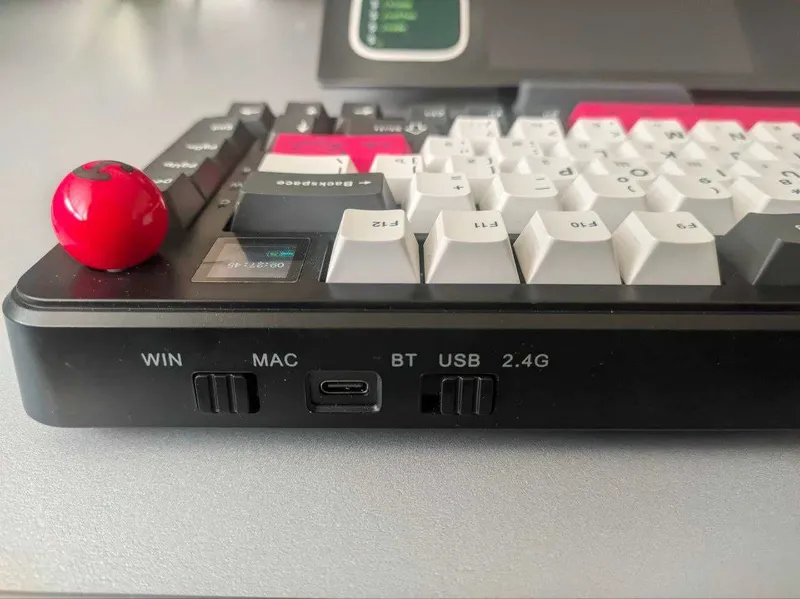 Беспроводная механическая клавиатура - AJAZZ K820 Max 2 Беспроводная механическая клавиатура - AJAZZ K820 Max 2