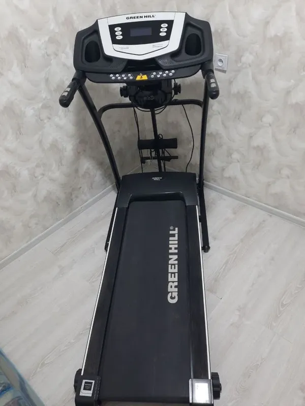 Продаётся беговой тренажёр Green Hill GT-3410M