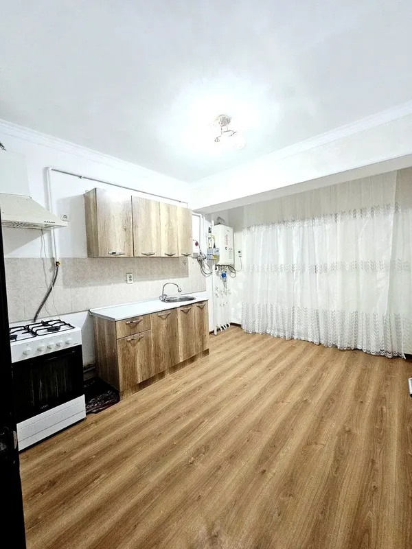 2/4/7, Sergeli 9, g‘isht, yangi qurilish 58 m² 3
