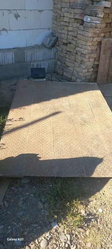 Tarozi sotiladi 2000 kg lik 1 Tarozi sotiladi 2000 kg lik 1