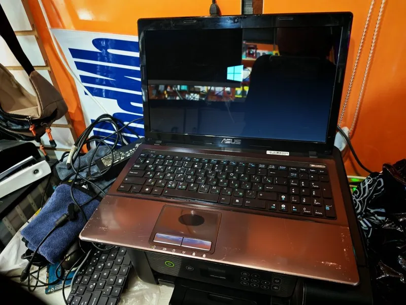 Noutbuk sotiladi Asus core i7 1 Noutbuk sotiladi Asus core i7 1