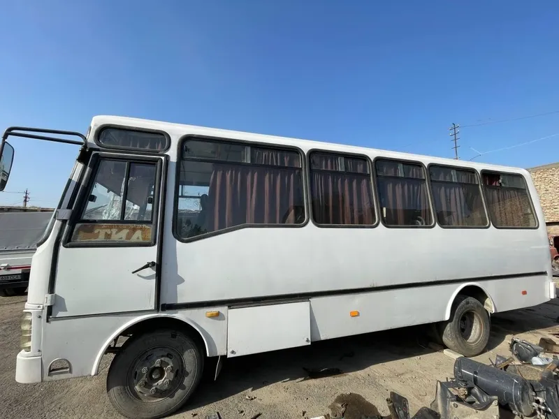 Isuzu avtobus nqr 1 Isuzu avtobus nqr 1