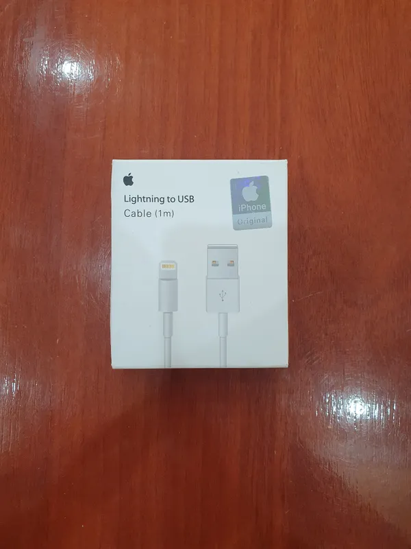 Новый кабель iPhone Lightning to USB (1 м) 1 Новый кабель iPhone Lightning to USB (1 м) 1