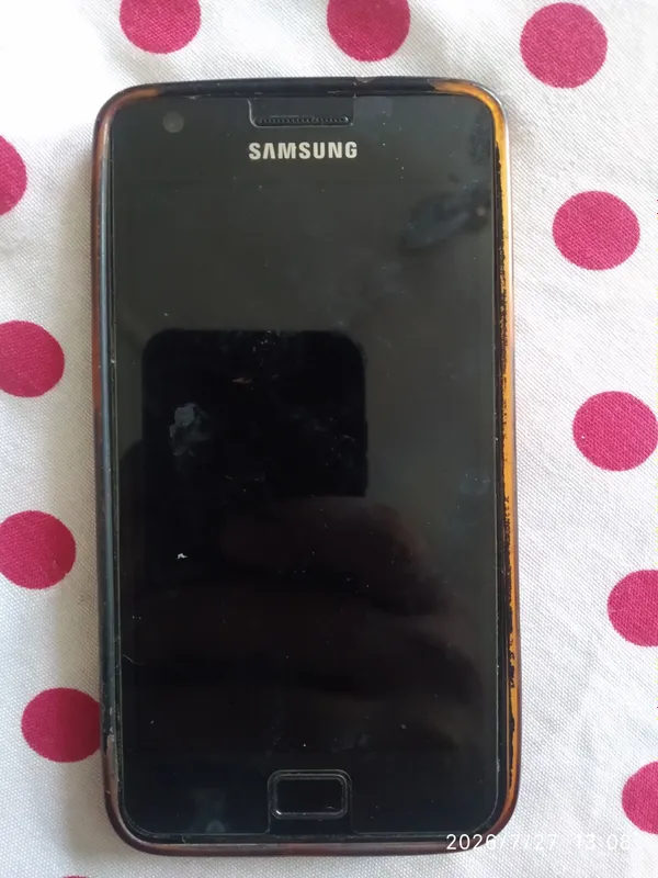 Samsung model GT-I9100 1