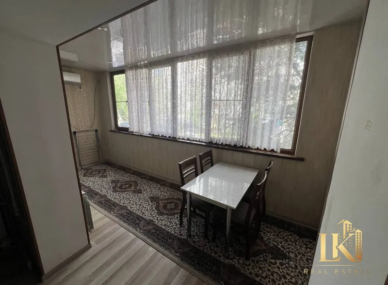 Продаётся 3-комнатная квартира, 68 м², 2/4, кирпичный дом 77 серии (ID: 5501) 1 Продаётся 3-комнатная квартира, 68 м², 2/4, кирпичный дом 77 серии (ID: 5501) 1