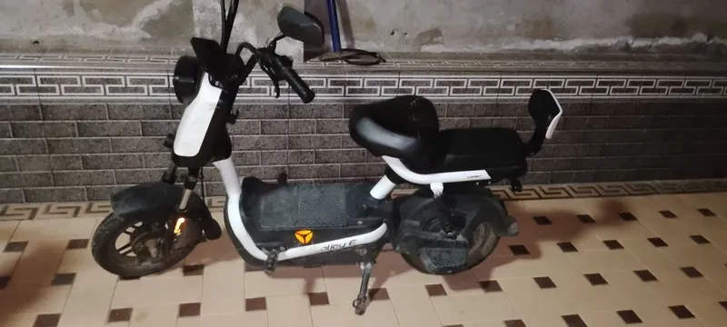 Продаётся скутер YADEA, кому нужно — звоните, договоримся 2 Продаётся скутер YADEA, кому нужно — звоните, договоримся 2