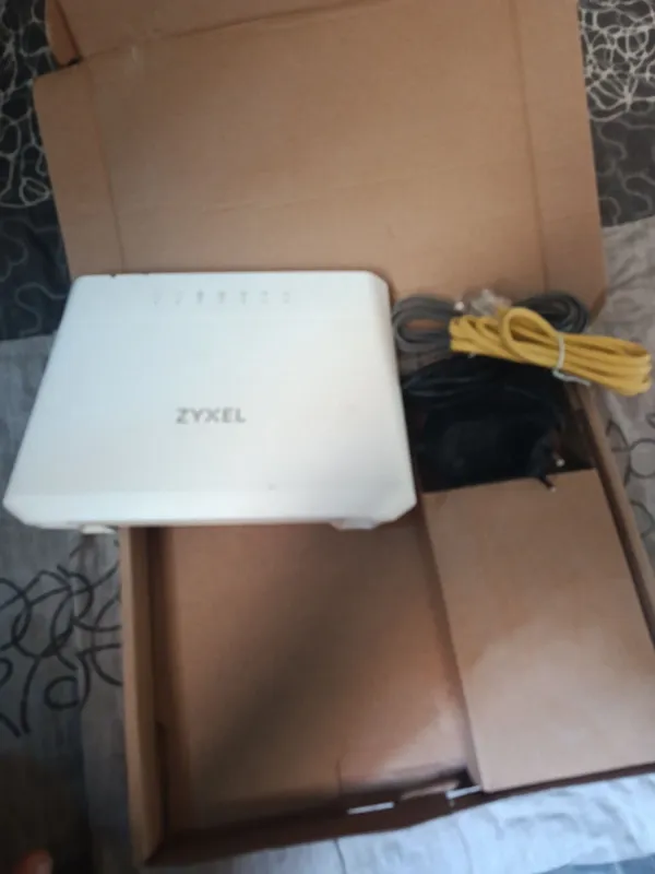 Продам Файвай роутер 5G 3 Продам Файвай роутер 5G 3