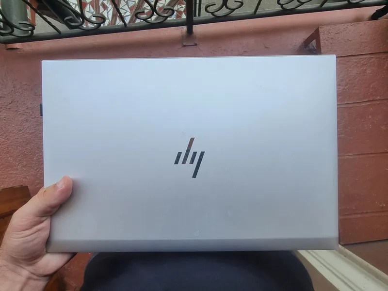 HP elitbook 1