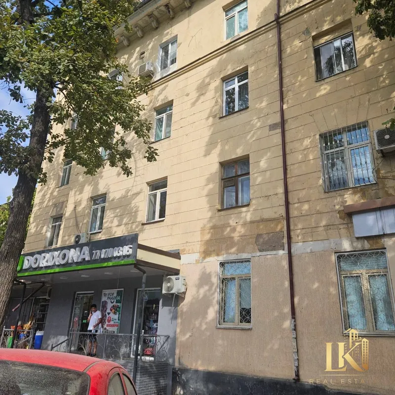 Продаётся просторная 2-комнатная квартира в кирпичном доме 1 Продаётся просторная 2-комнатная квартира в кирпичном доме 1