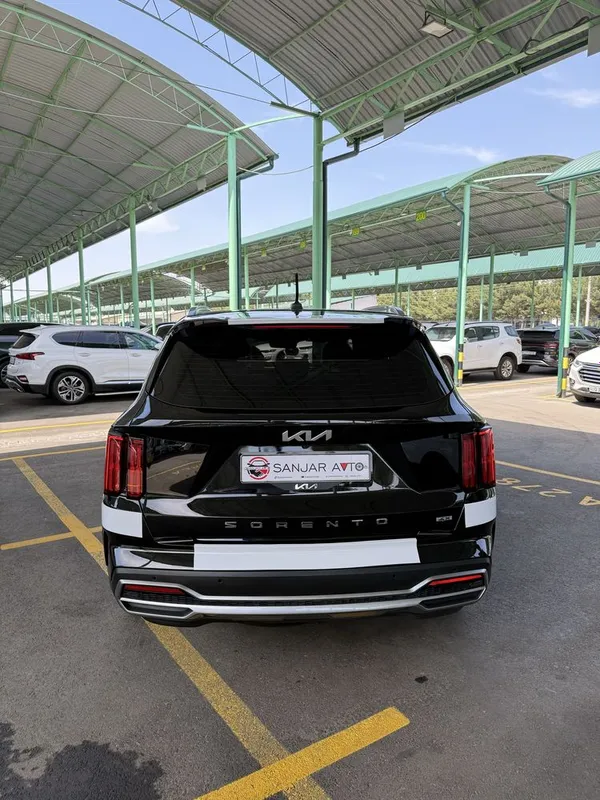 kia sorento 2.5 2023 yil 7 kishlik toza — фото 6