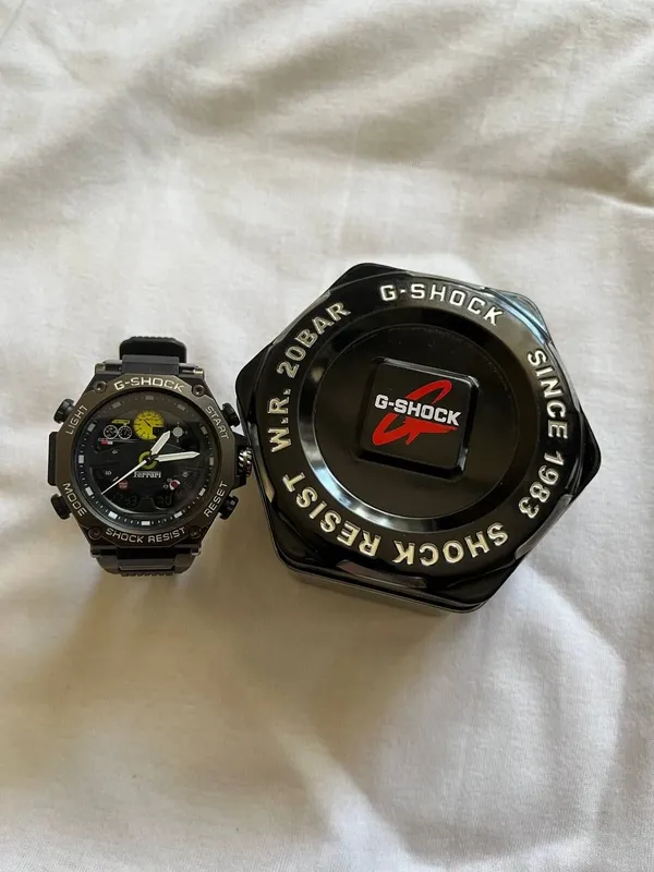 Erkaklar sport soati G-Shock Ferrari Edition