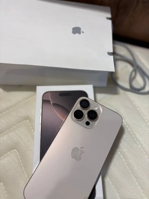 Iphone 16 pro max 1