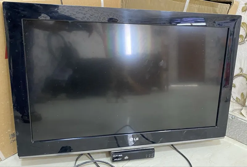 LG televizor holati yaxshi usta koʻrmagan