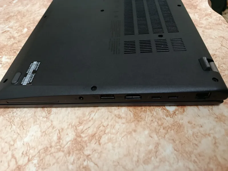 Thinkpad L15 Gen 3 | 16 / 512 GB 4 Thinkpad L15 Gen 3 | 16 / 512 GB 4