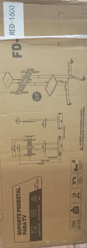 мобильной напольной стойки для телевизора FD-1600. 1