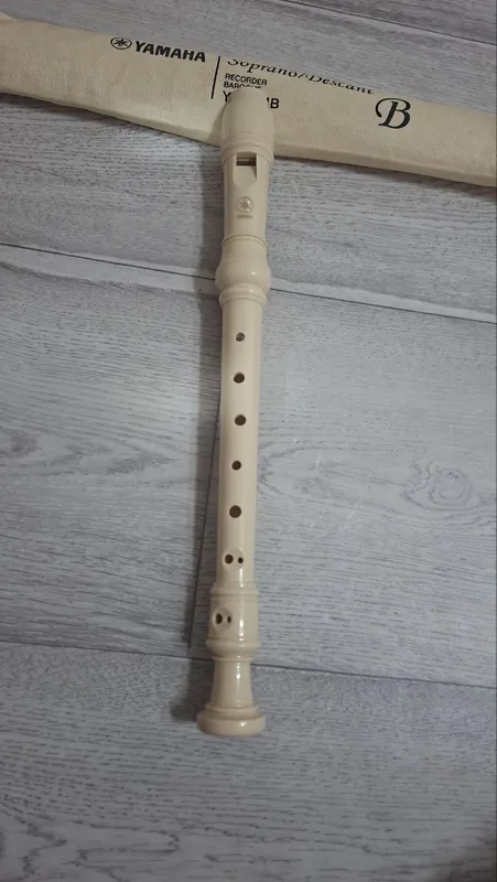 Yamaha yrs24b soprano sotiladi 2 Yamaha yrs24b soprano sotiladi 2