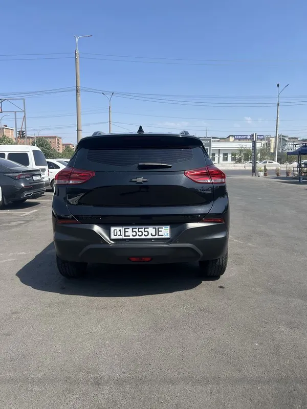 Treker 2 qora rangi ideal xolatda 5