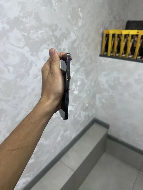 Iphone 12 pro sotiladi 3 Iphone 12 pro sotiladi 3
