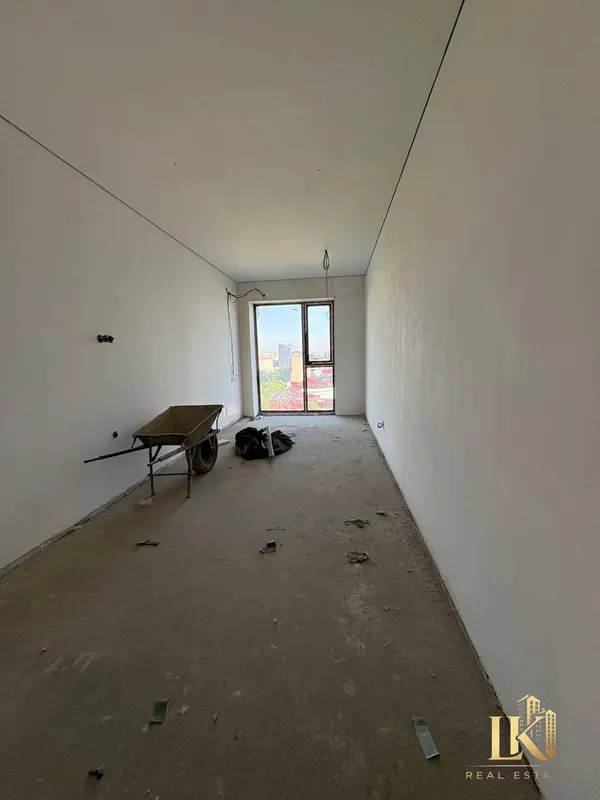 Продаётся 3-комнатная квартира в новостройке (white box), Мирабадский район 2