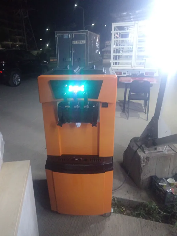 freezer marojni muzqaymoq aparat