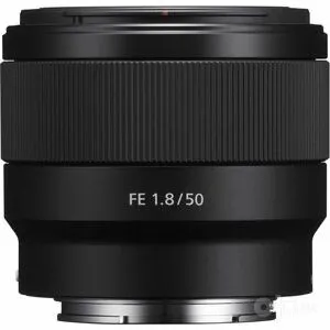 Обьектив 50мм 1.8 sony e 3 Обьектив 50мм 1.8 sony e 3