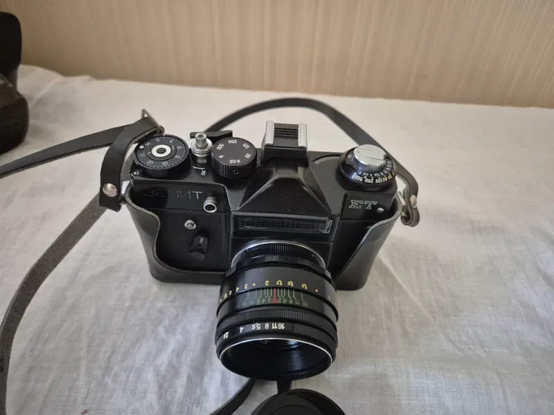 Фотоаппараты Зенит и Смена 2 Фотоаппараты Зенит и Смена 2