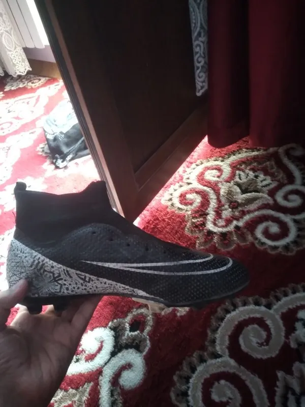 Butsi sarkanoshka 1 Butsi sarkanoshka 1