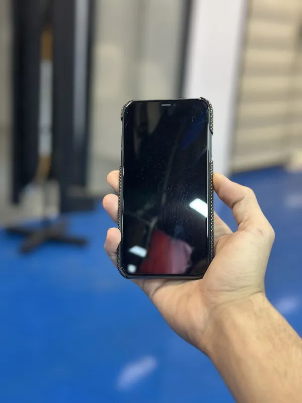 Iphone 11 64gb qora — фото 1