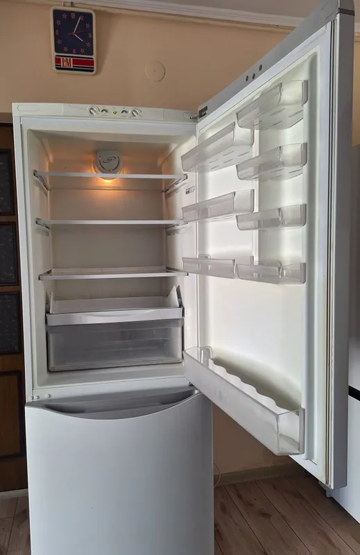 ariston Hotpoint xavo sovitish tizimida ishlovchi 2 ariston Hotpoint xavo sovitish tizimida ishlovchi 2