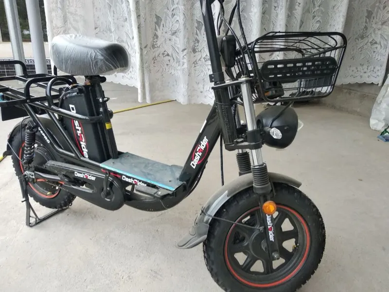 Veloskuter Dashnaydir sotiladi