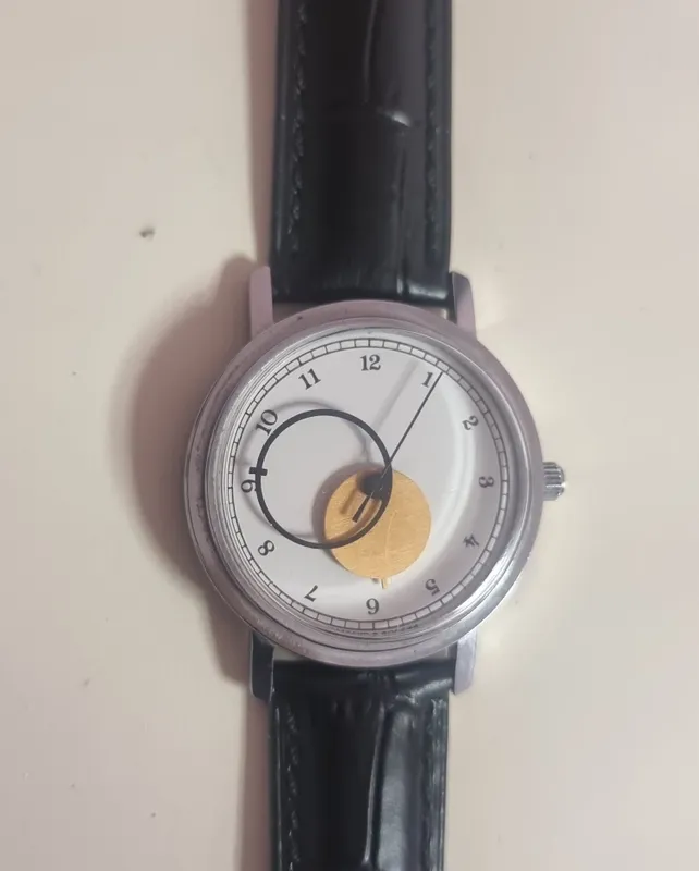 Raketa Kopernik soati 2