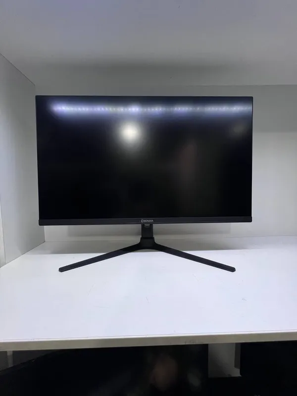 BONZER RGB 27″ FLAT 1 BONZER RGB 27″ FLAT 1