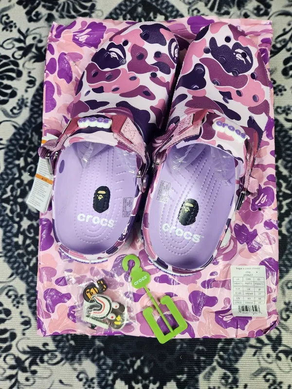тапочки Bape crocs — фото 1 тапочки Bape crocs — фото 1