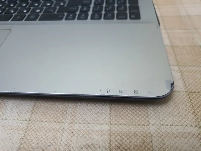 Asus 3 Asus 3