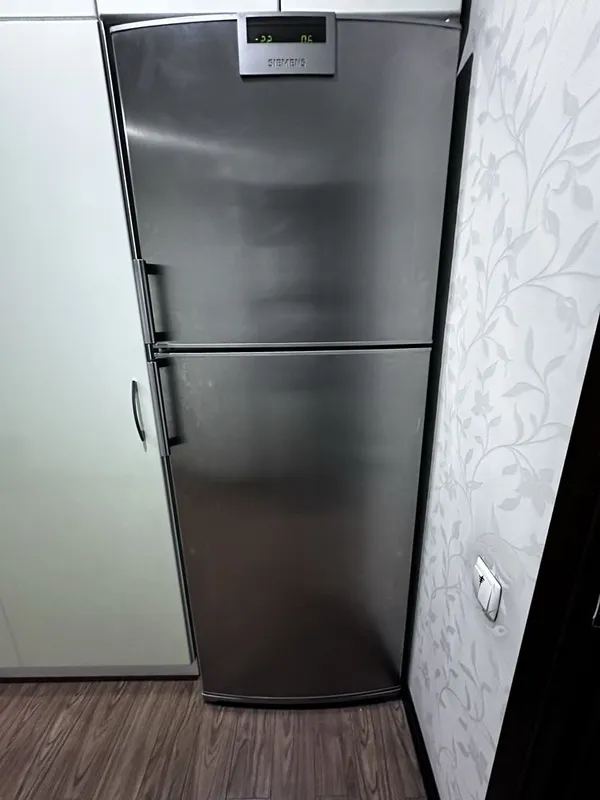 Холодильник Siemens (Германия) no frost, нержавейка Холодильник Siemens (Германия) no frost, нержавейка