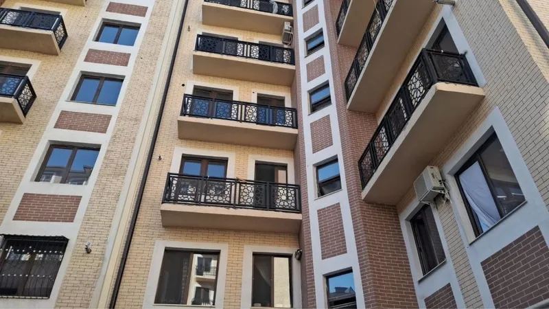 Bek baraka turar joy majmuasi Zangiota tumani Eshonguzar