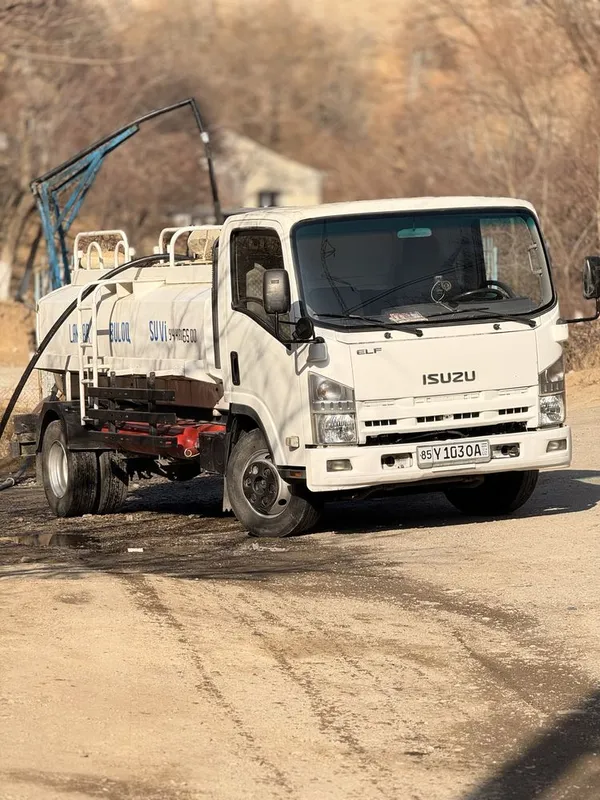 Isuzu Вадавоз сотилади 2013 йил