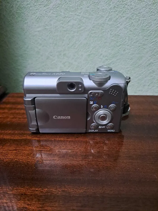 Цифровой фотоаппарат Canon power shot A620 AI AF 2