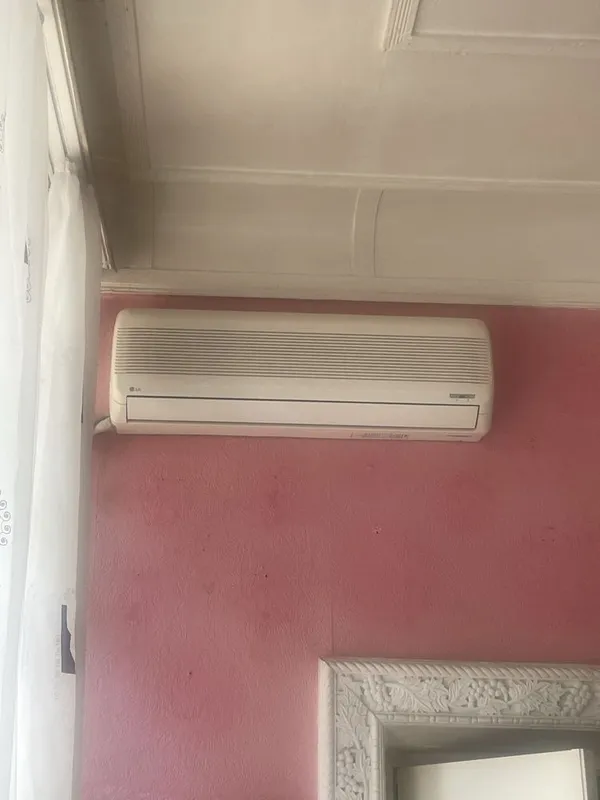 Кондиционер LG марки 12