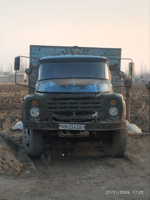 Продается машина ZIL 1 Продается машина ZIL 1