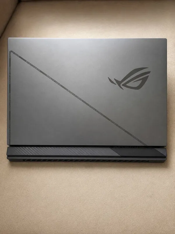 ASUS ROG Strix G16 1