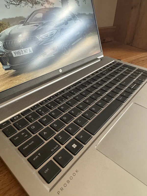 HP ProBook 455 G9 Ryzen 7 8GB 512GB SSD Win11 Pro 4