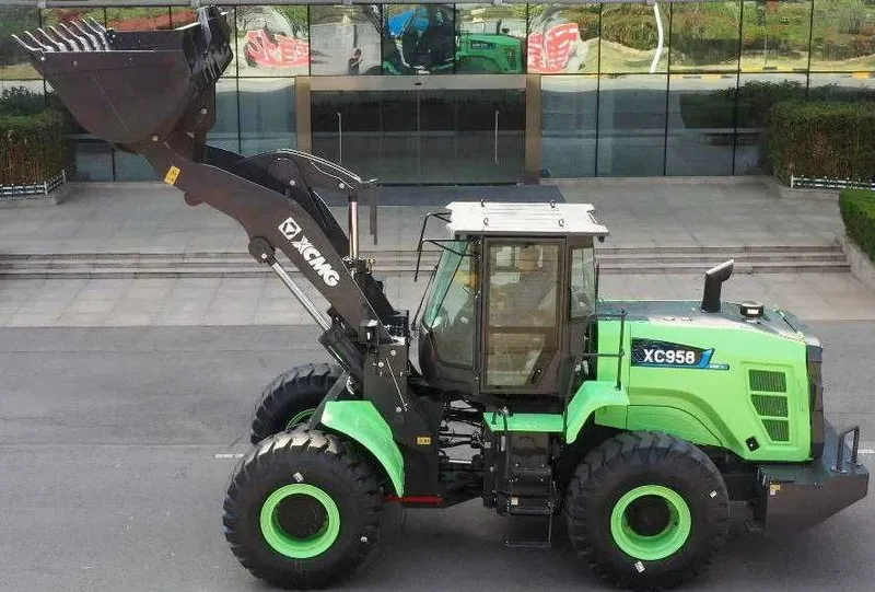 Фронтальный погрузчик XCMG 958 HAV Гибрид. (дизель+электр.)