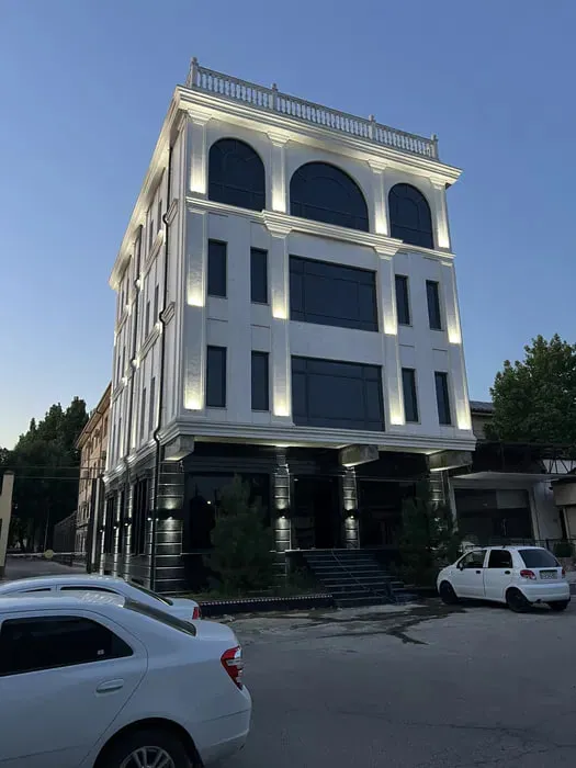 ПРОДАЁТСЯ ОТДЕЛЬНО СТОЯЩЕЕ ЗДАНИЕ В ЦЕНТРЕ