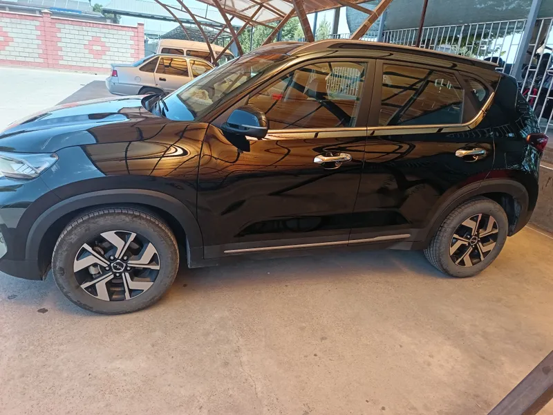 KIA Sonet 4