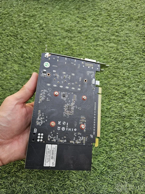 Срочно продаётся 1050 Ti 3 Срочно продаётся 1050 Ti 3