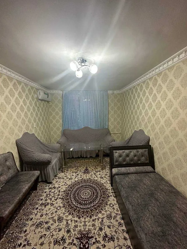 Кровать, диван и два кресла